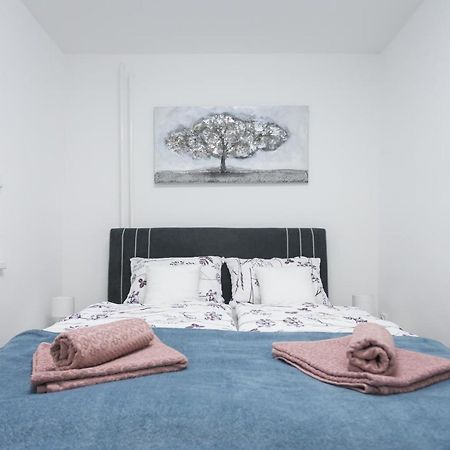 Apartman Lariva Osijek Extérieur photo
